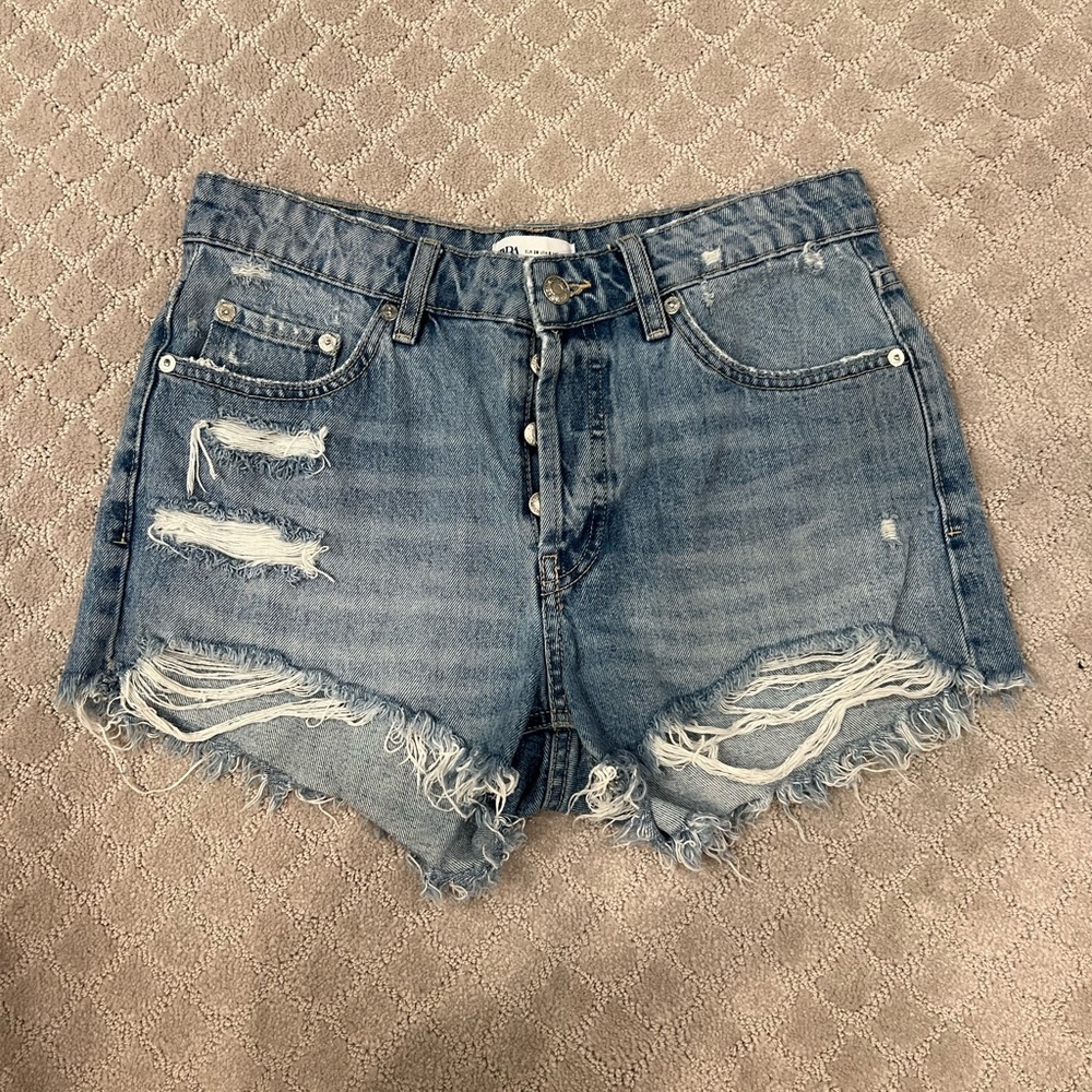 Zara Jean shorts size 6